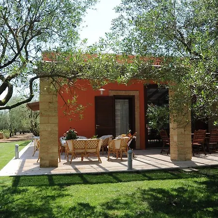 فندق مبيت وإفطار Biancolivo In Salento