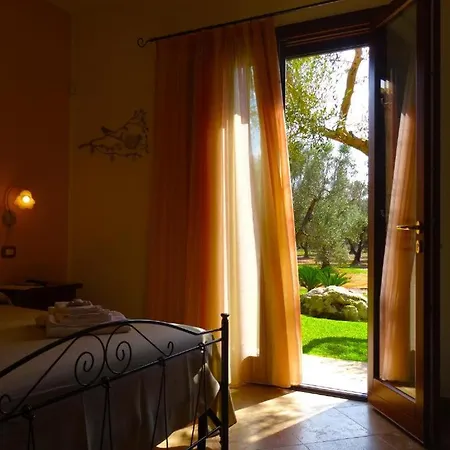 Biancolivo In Salento 3*