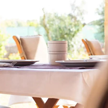 ベッド・アンド・ブレックファスト Biancolivo In Salento 3*