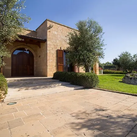 Biancolivo In Salento 4*