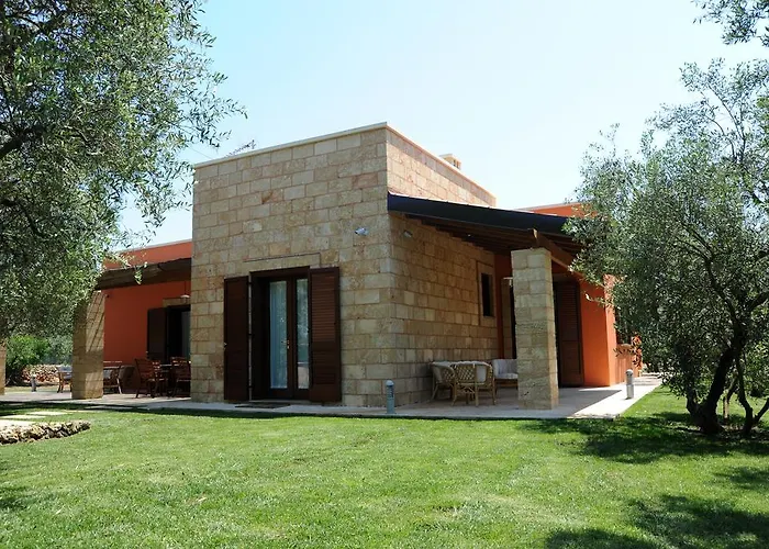 Biancolivo In Salento