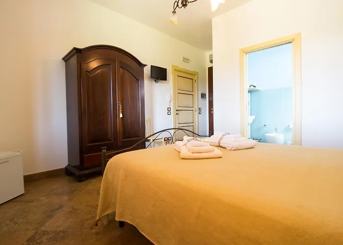 Biancolivo In Salento 4*