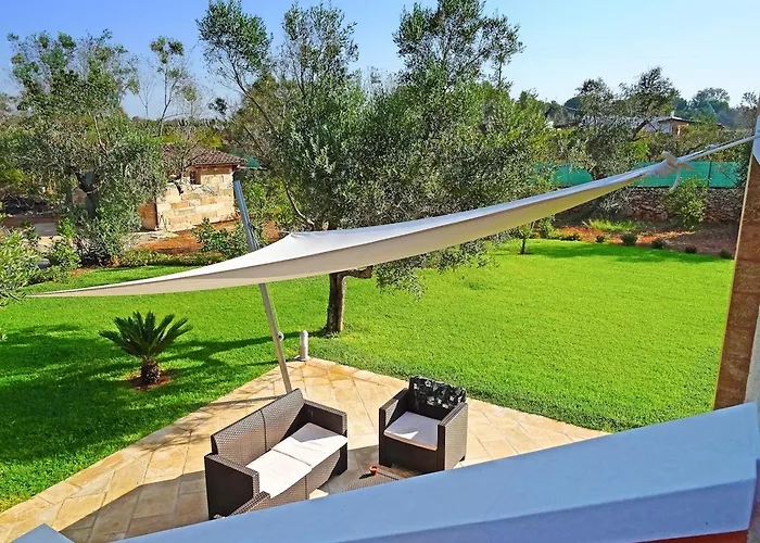 Biancolivo In Salento Bed & Breakfast